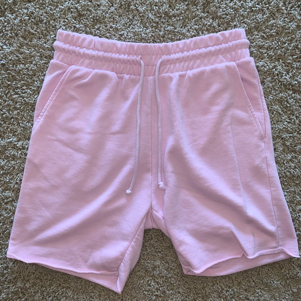 Pink H&M men’s sweatshorts, size small